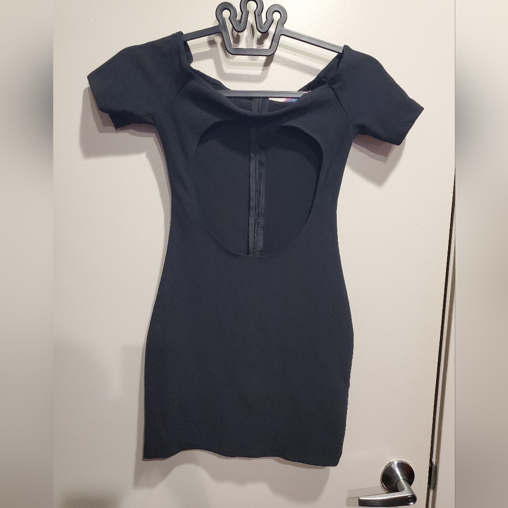 Edikted Elegant Black Cut Out Dress small